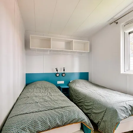 Pour 6 Personnes - Piscine Couverte シャレー