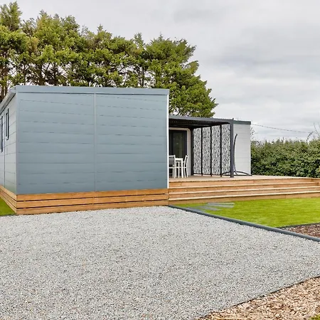 Pour 6 Personnes - Piscine Couverte Chalet